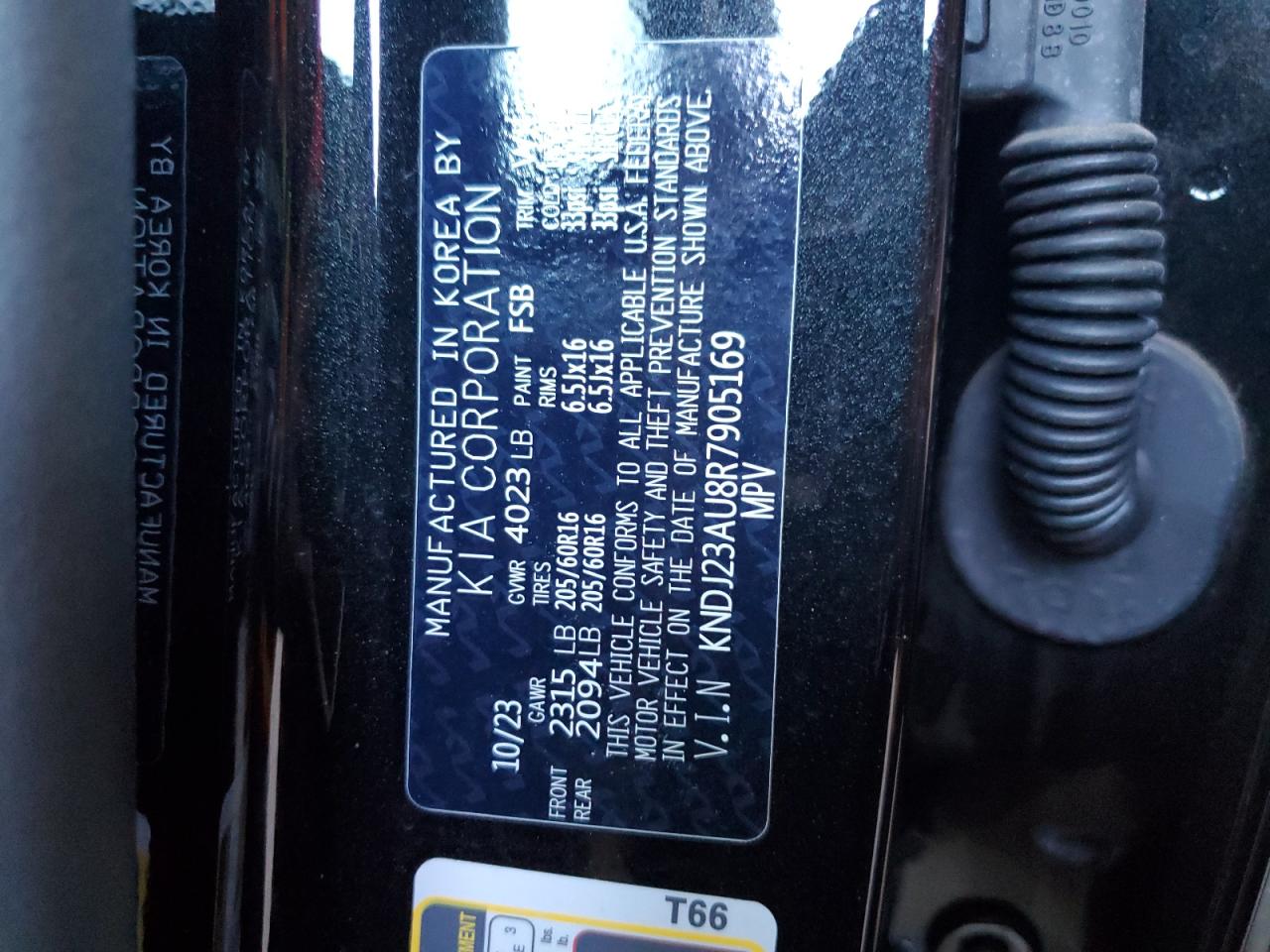 1C6RR7MT4HS830465 2017 Ram 1500 Sport