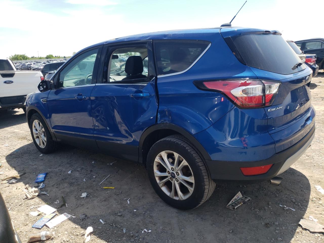 1FMCU9GD3HUC08856 2017 Ford Escape Se