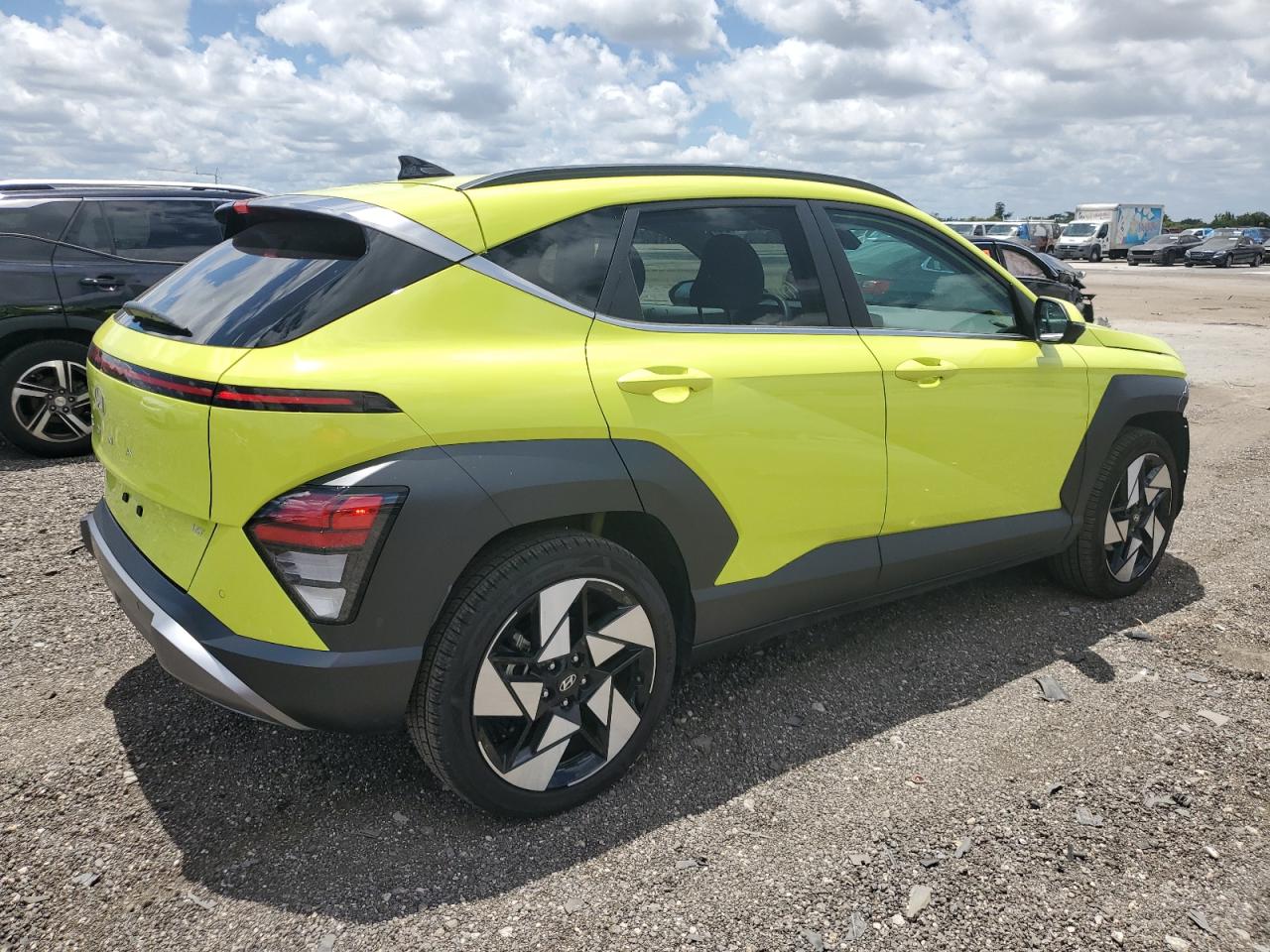 2024 Hyundai Kona Limited vin: KM8HE3A36RU044844