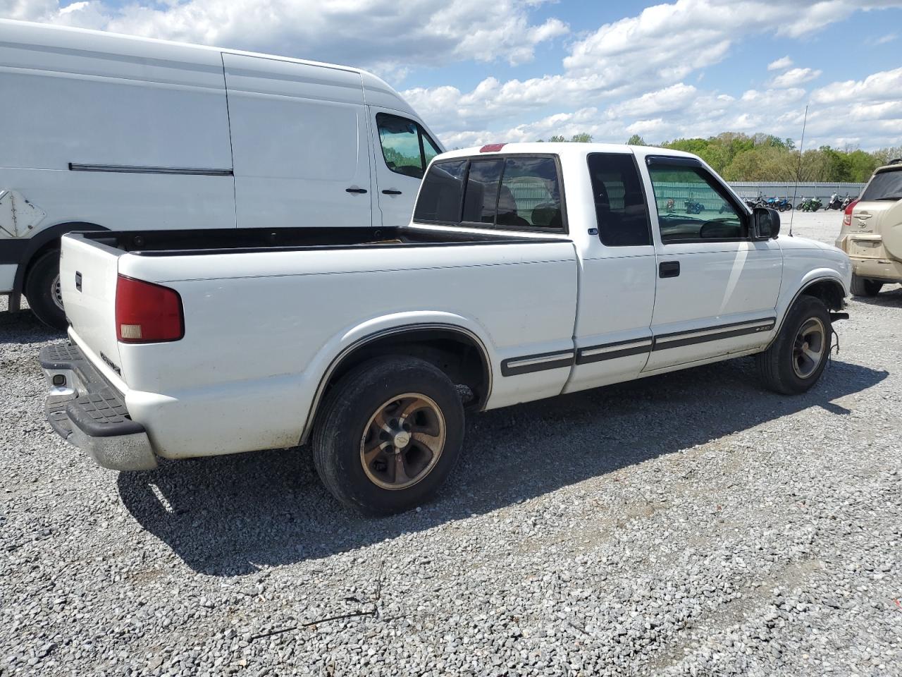 1GCCS1957Y8222138 2000 Chevrolet S Truck S10