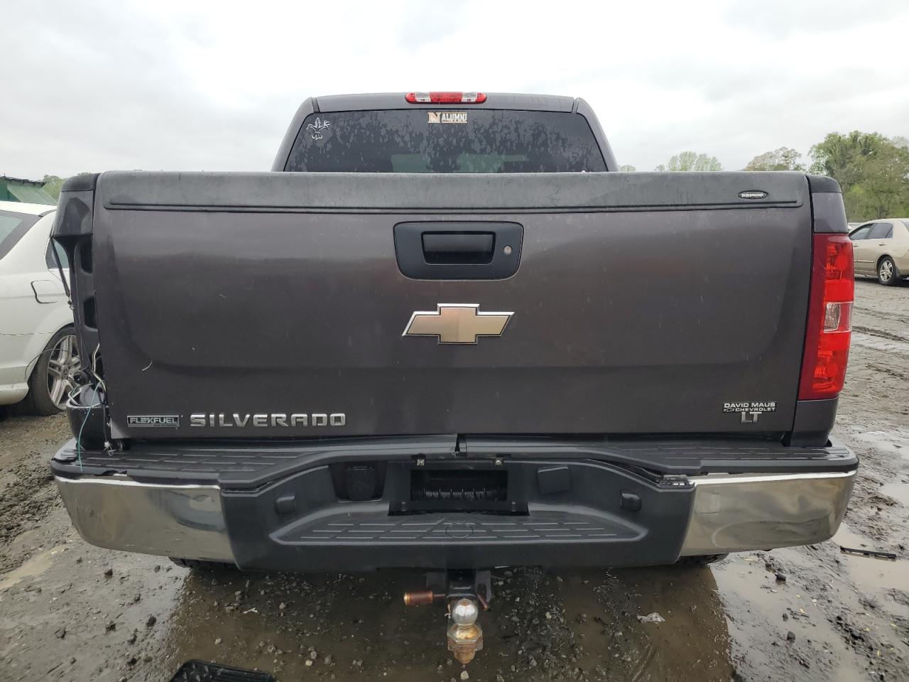3GCPKSE32BG231035 2011 Chevrolet Silverado K1500 Lt
