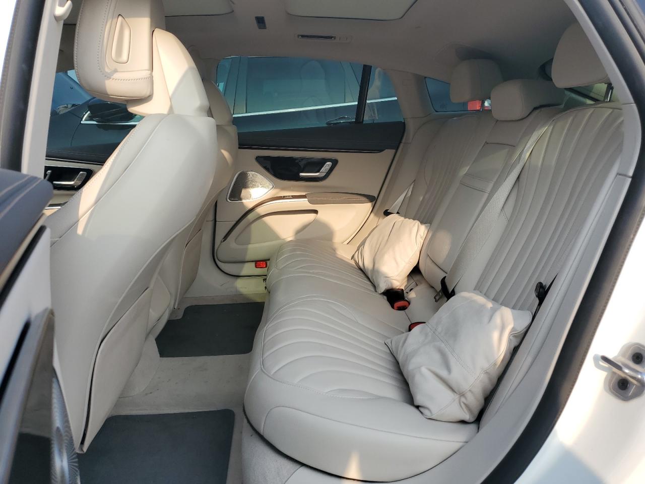 W1KCG2DB4NA003328 2022 Mercedes-Benz Eqs Sedan 450+