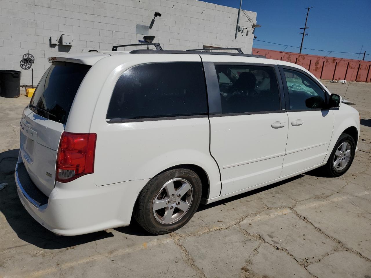 2C4RDGCG8DR637243 2013 Dodge Grand Caravan Sxt