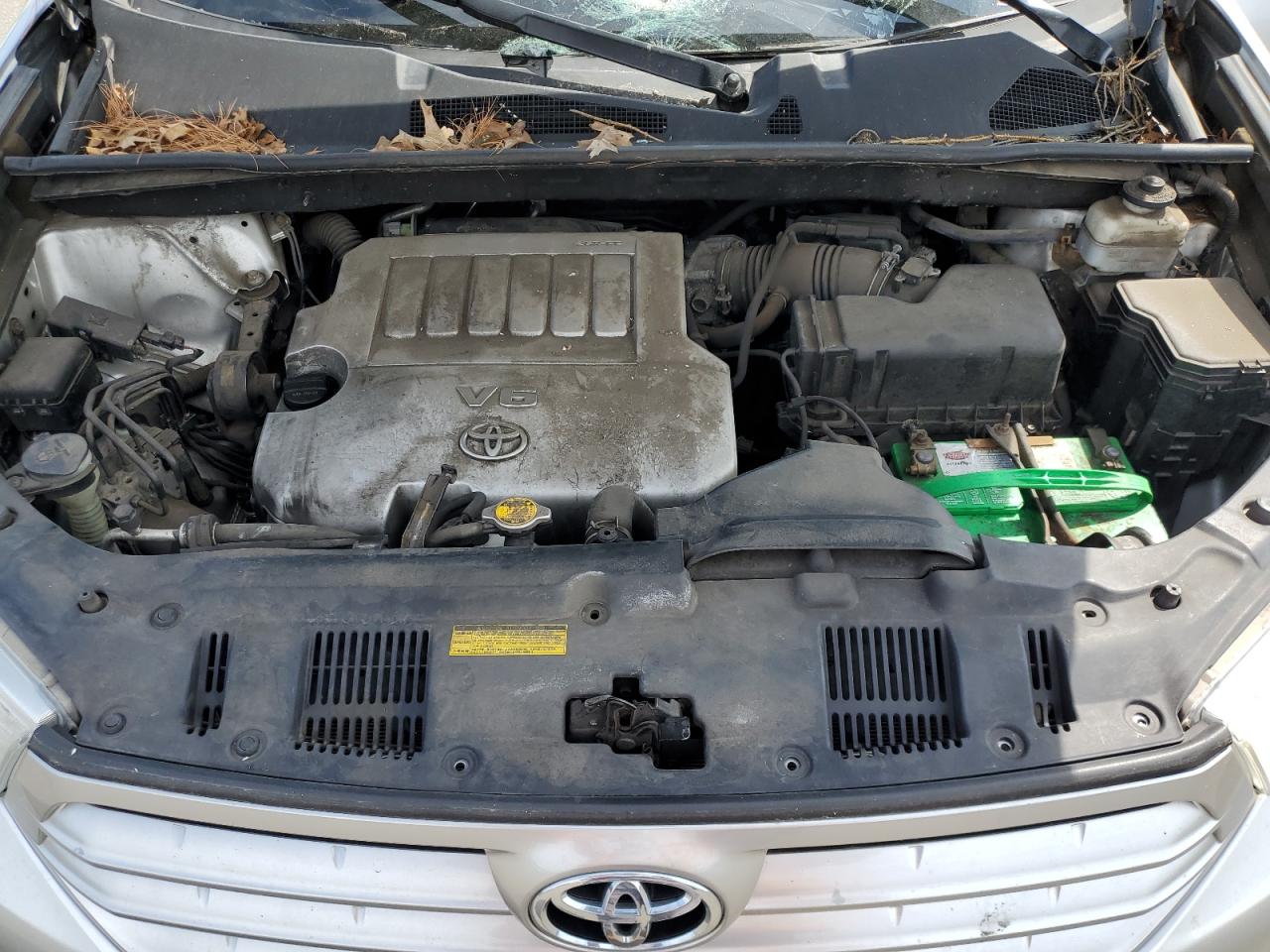 5TDBK3EH2CS105949 2012 Toyota Highlander Base