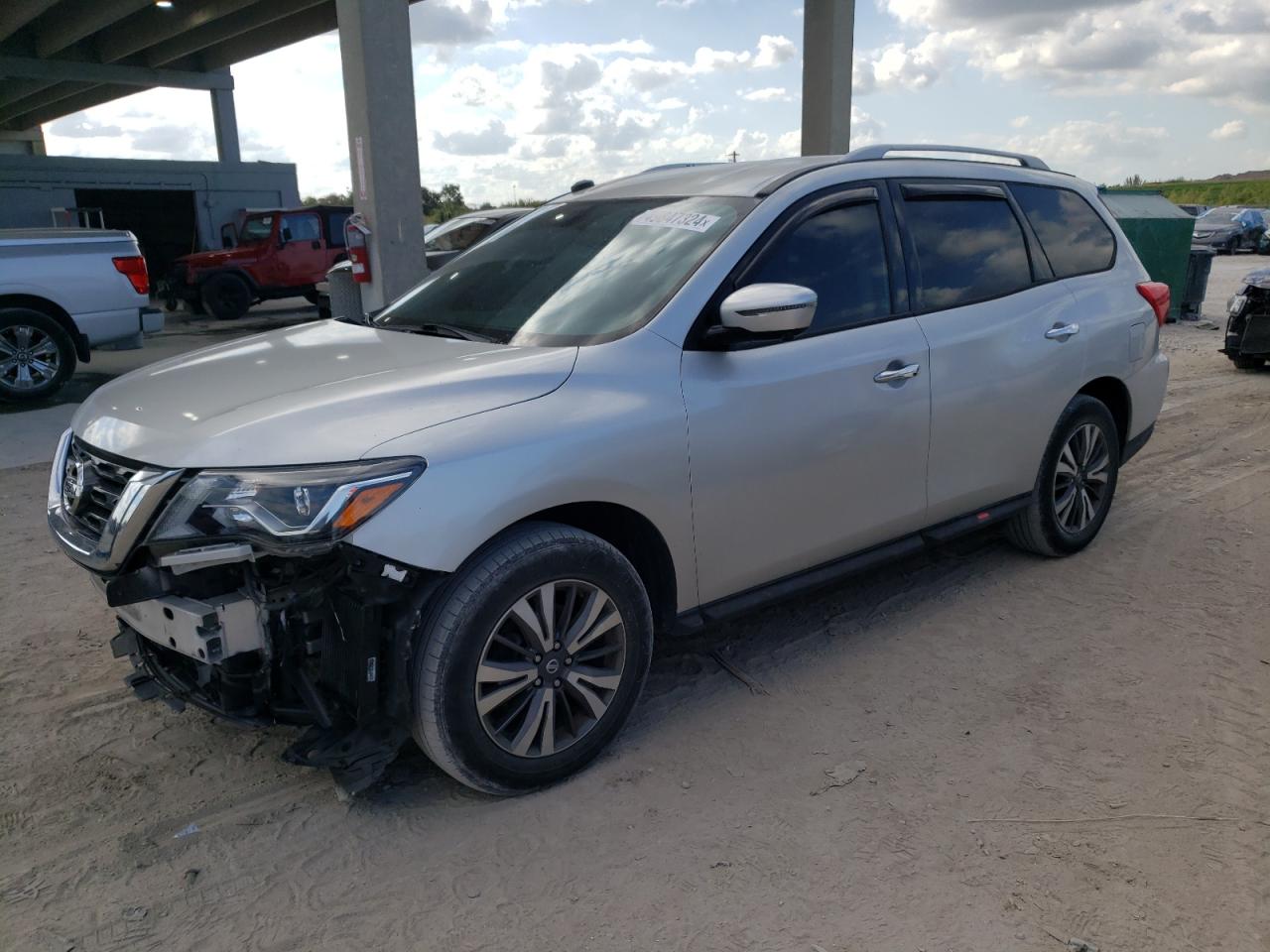 5N1DR2MM6HC693551 NISSAN PATHFINDER 2017