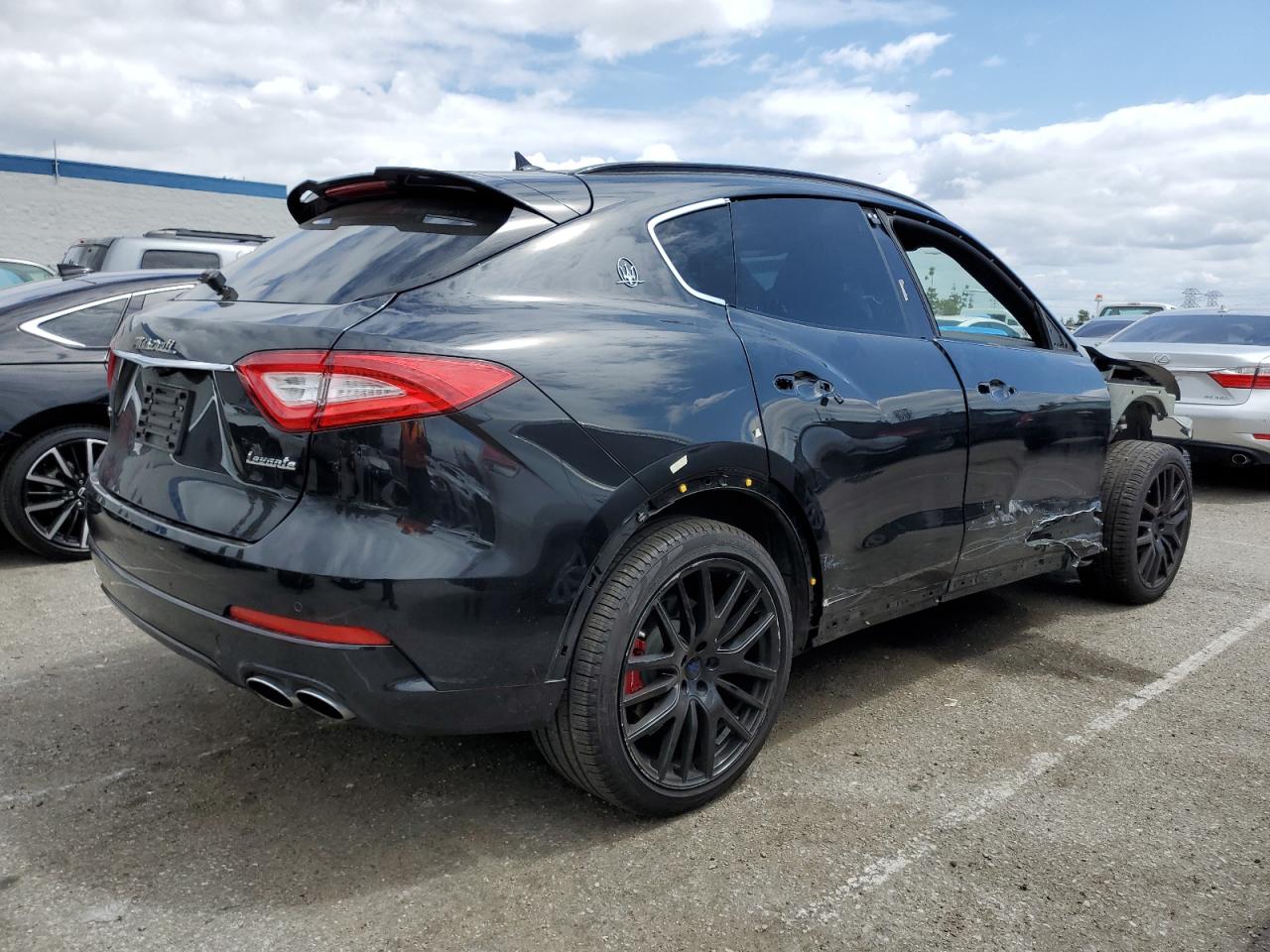 ZN661YUS0JX291446 2018 Maserati Levante S Sport