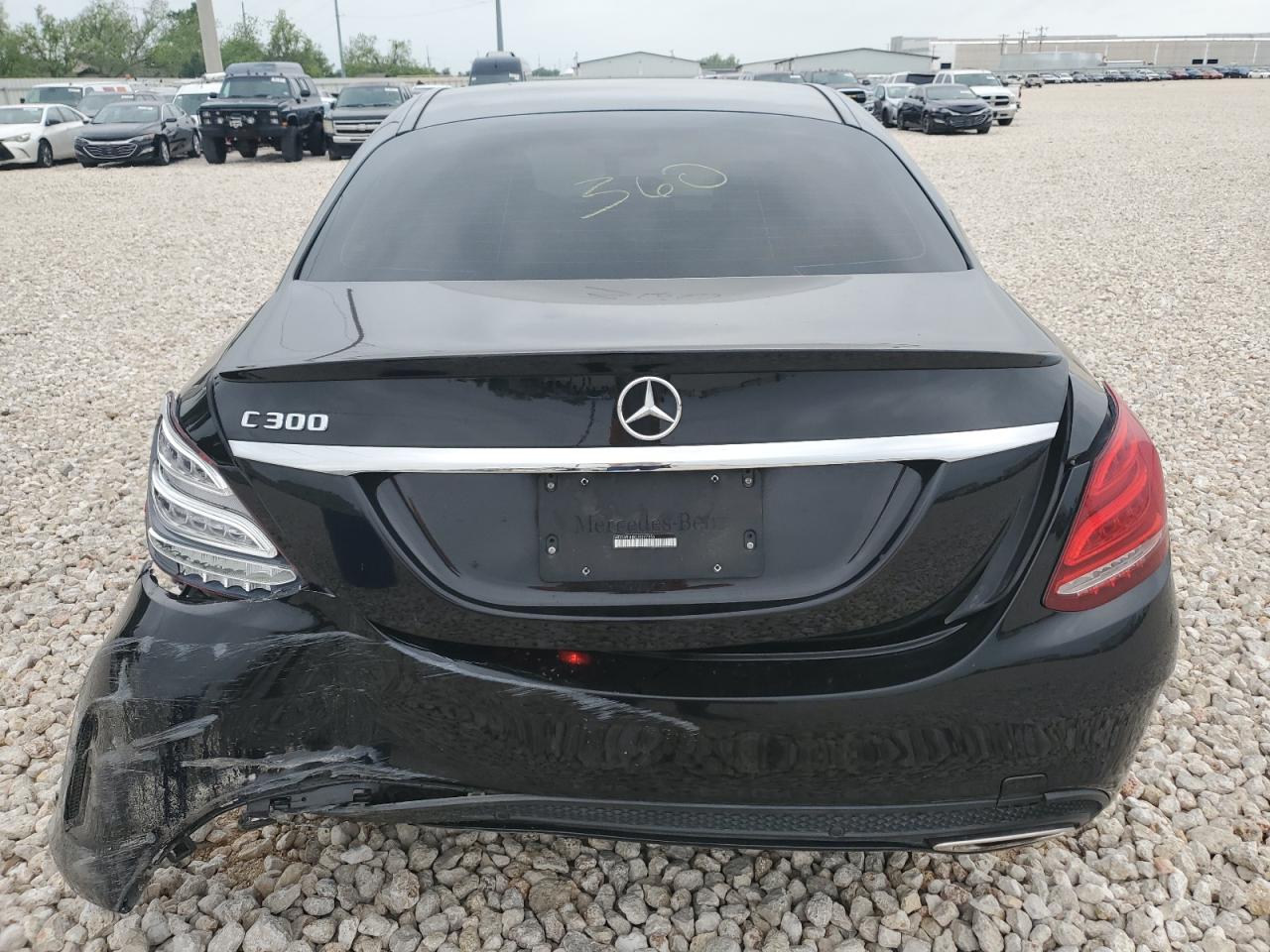 WDDWF4JB2JR397956 2018 Mercedes-Benz C 300