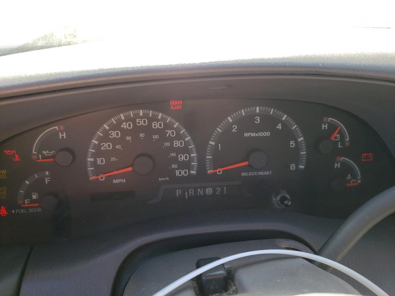 1FMRU1568YLB24330 2000 Ford Expedition Xlt