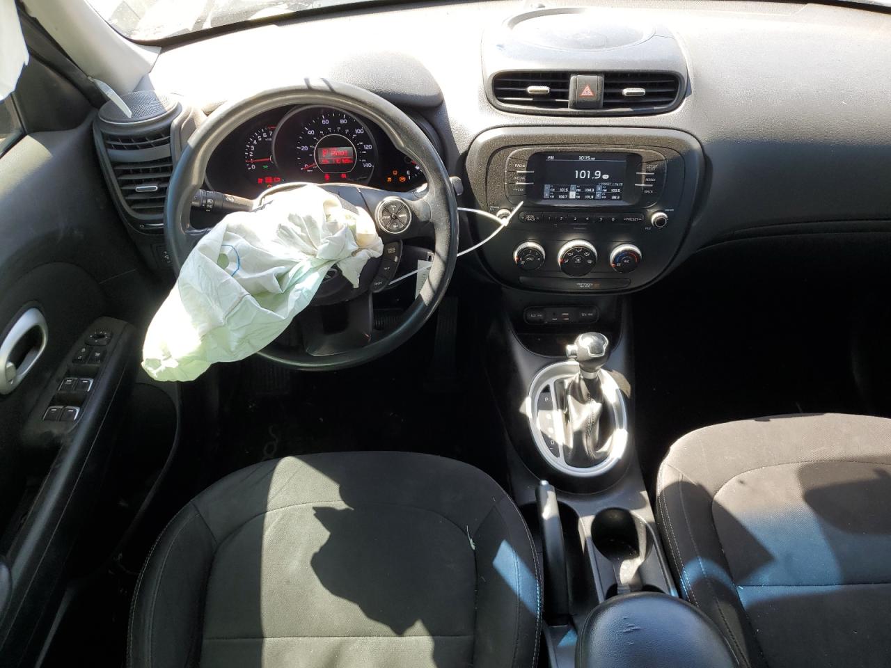 KNDJN2A23H7481902 2017 Kia Soul