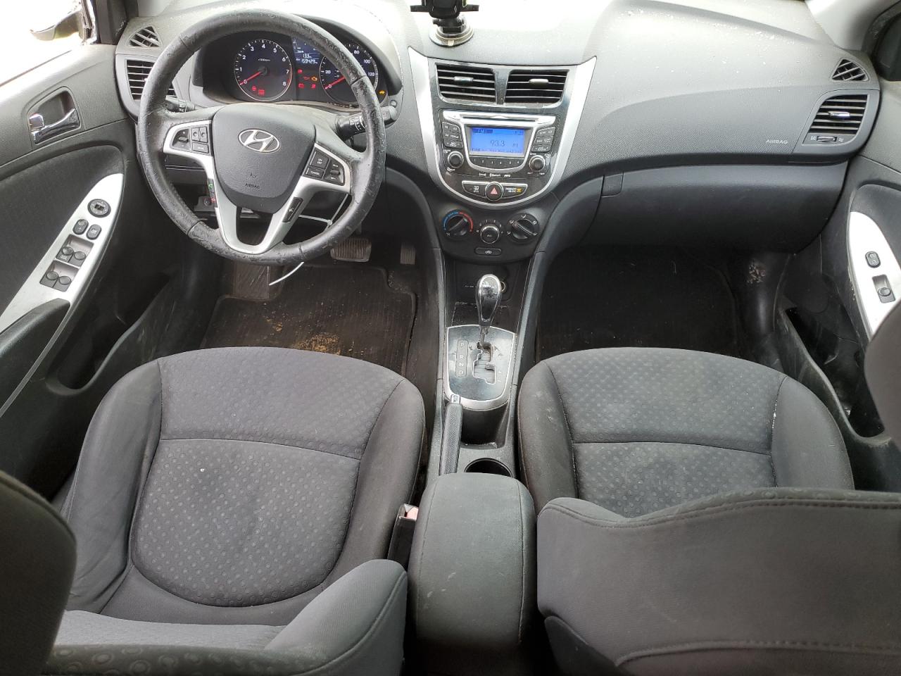 KMHCU5AE2CU044678 2012 Hyundai Accent Gls