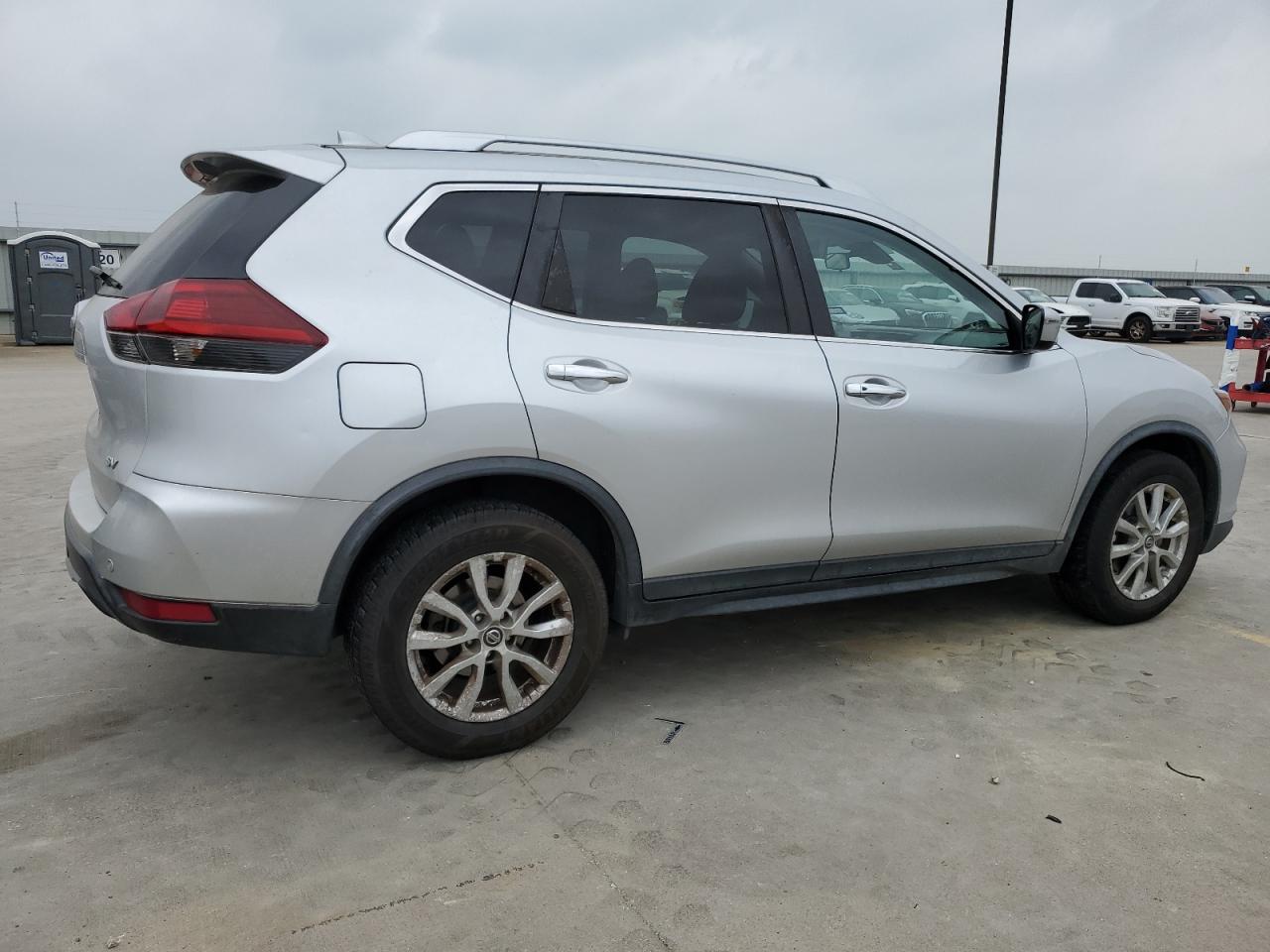 KNMAT2MT4KP528694 NISSAN ROGUE 2019