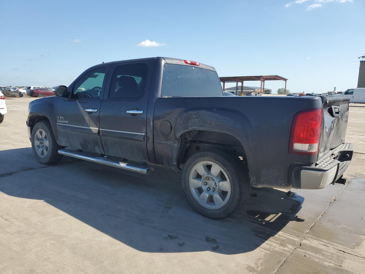 3GTP1VE07BG208327 2011 GMC Sierra C1500 Sle