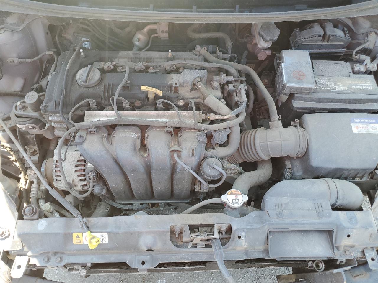 KMHDH4AE6CU345943 2012 Hyundai Elantra Gls