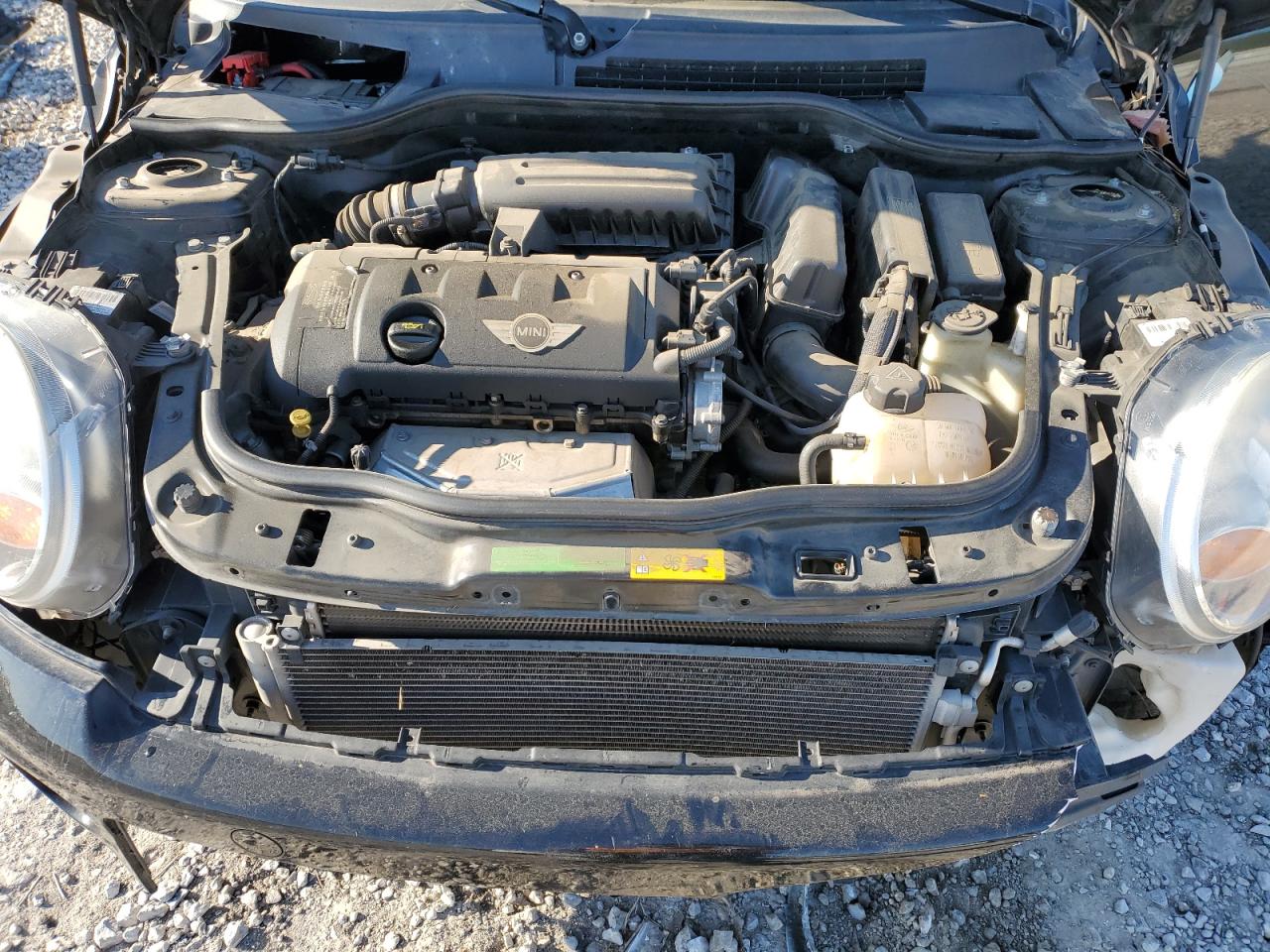 WMWSU3C53BT096002 2011 Mini Cooper