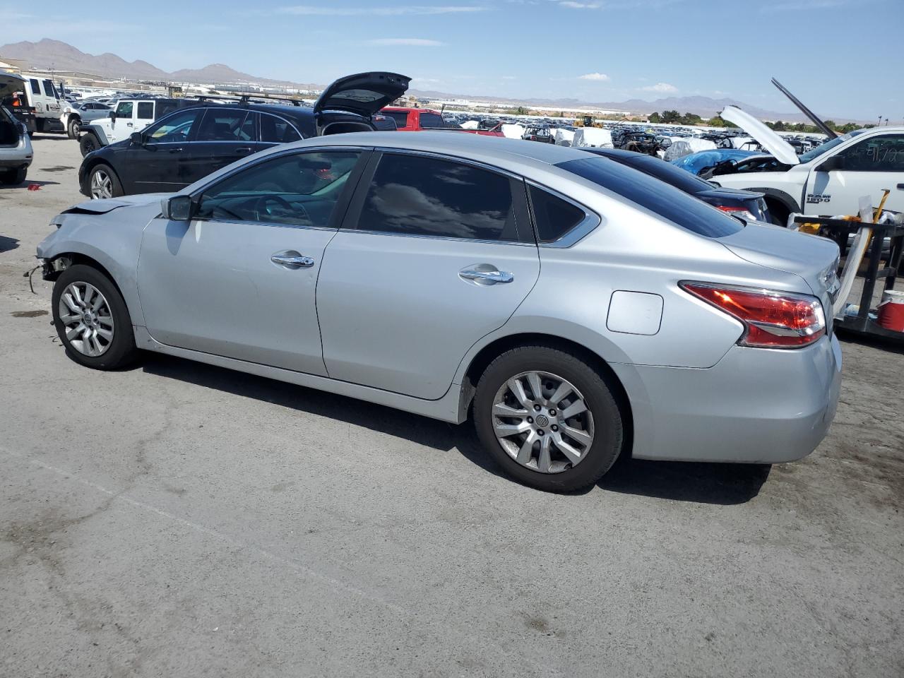 2014 Nissan Altima 2.5 vin: 1N4AL3APXEC271037