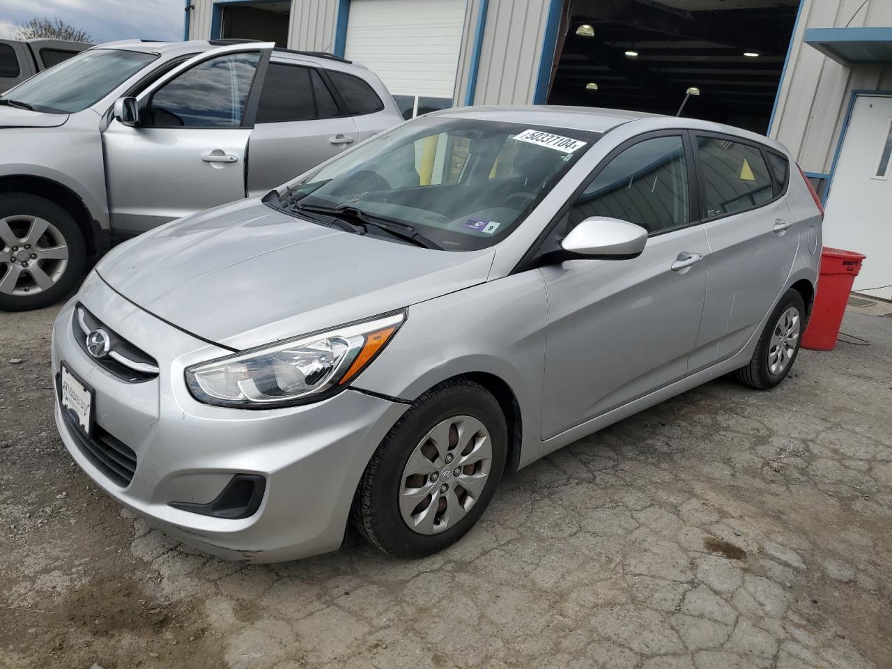 KMHCT5AE9GU237001 2016 Hyundai Accent Se