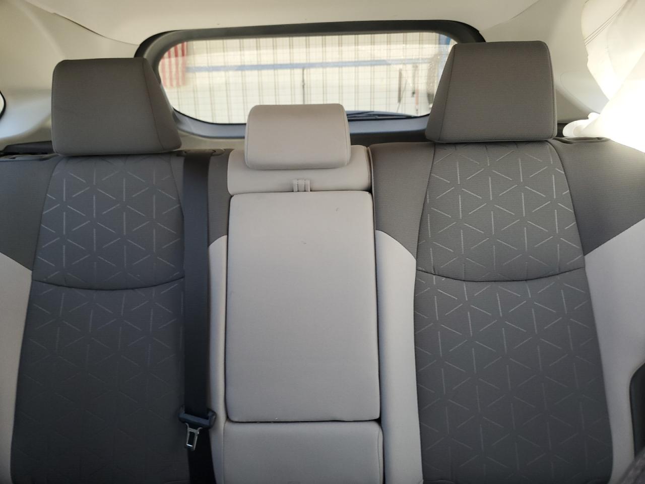 2T3P1RFV8MC213462 2021 Toyota Rav4 Xle