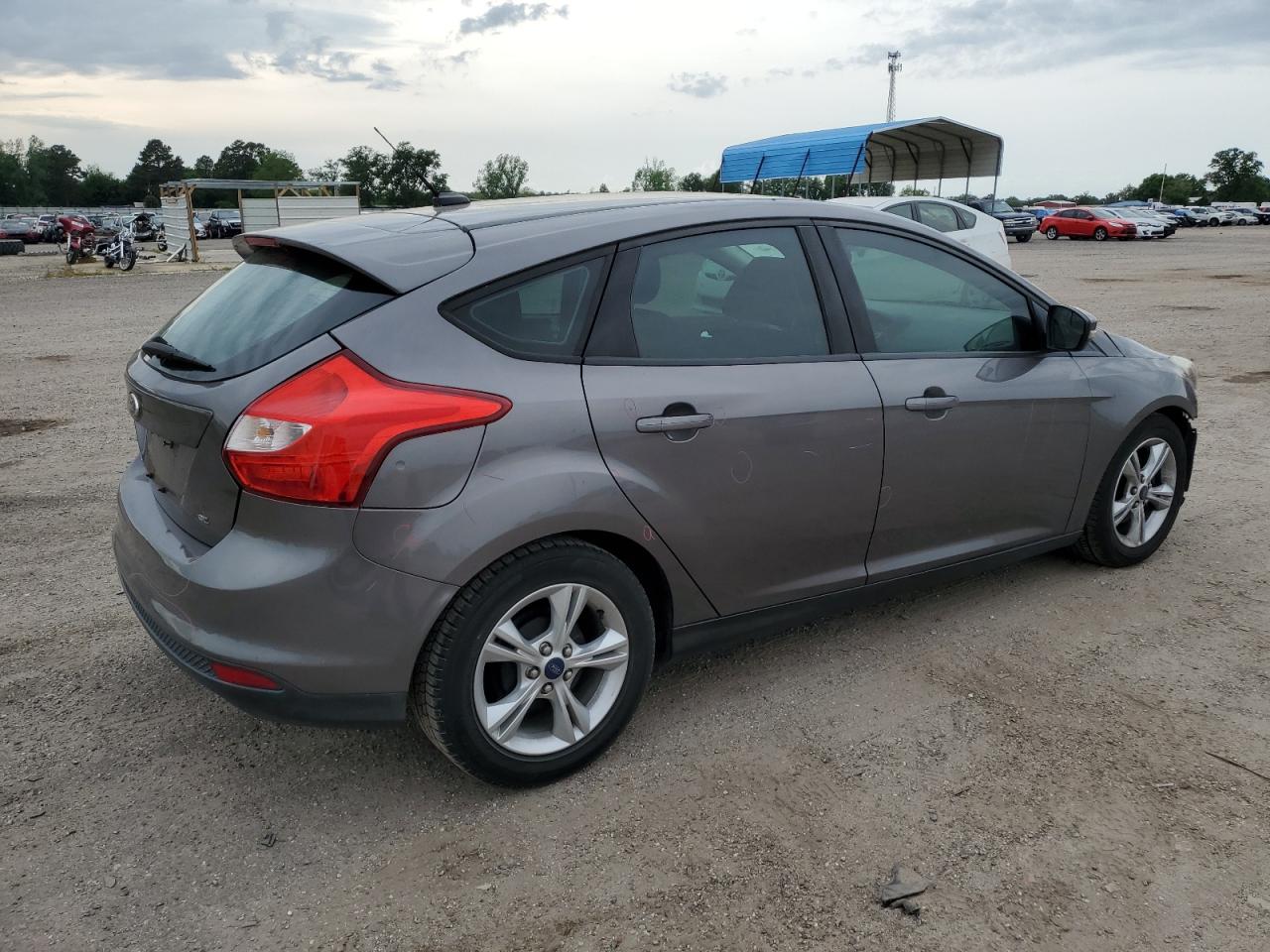 1FADP3K24EL335979 2014 Ford Focus Se
