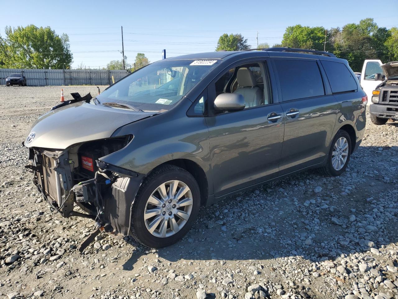 5TDDK3DC0CS045961 2012 Toyota Sienna Xle