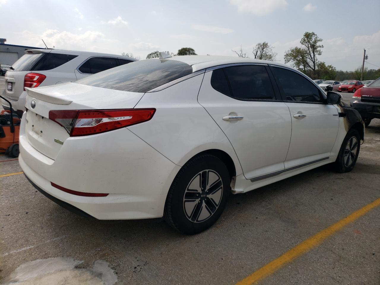 2013 Kia Optima Hybrid vin: KNAGM4AD8D5038268