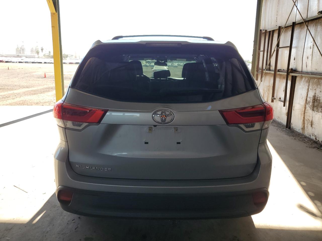 5TDZZRFHXKS343025 TOYOTA HIGHLANDER 2019