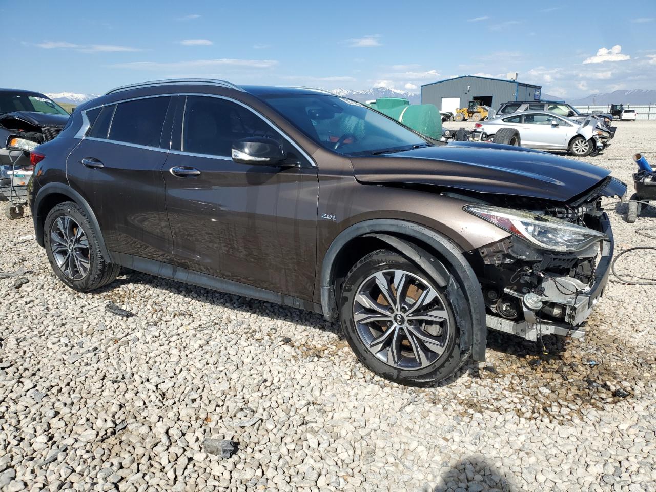 2017 Infiniti Qx30 Base vin: SJKCH5CR5HA034287