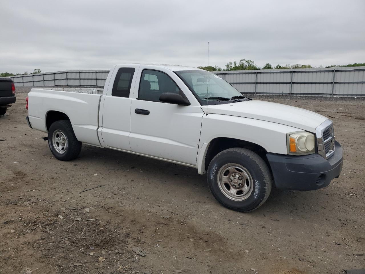 1D7HE22K55S170015 2005 Dodge Dakota St