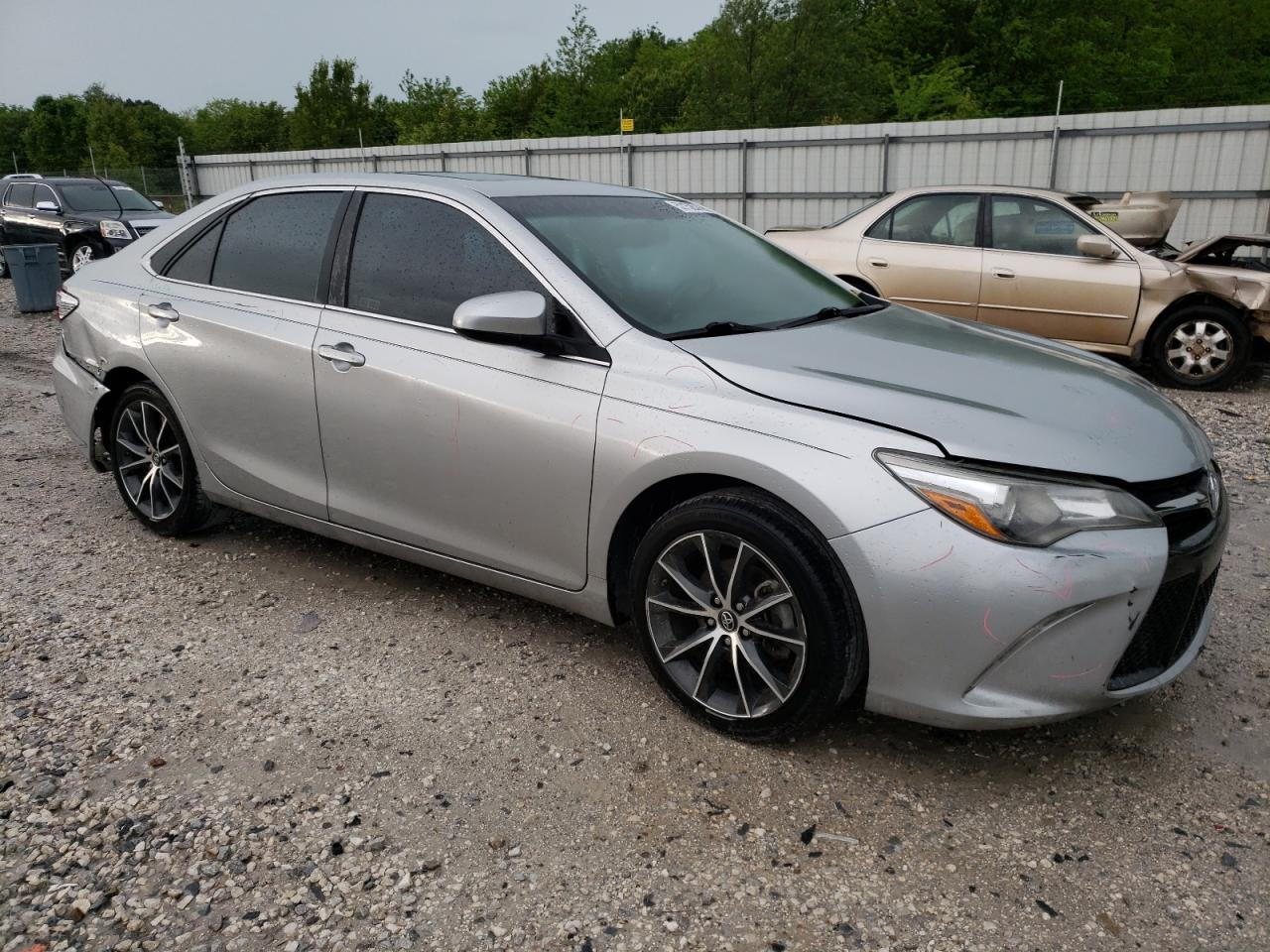 4T1BF1FK8HU654296 2017 Toyota Camry Le