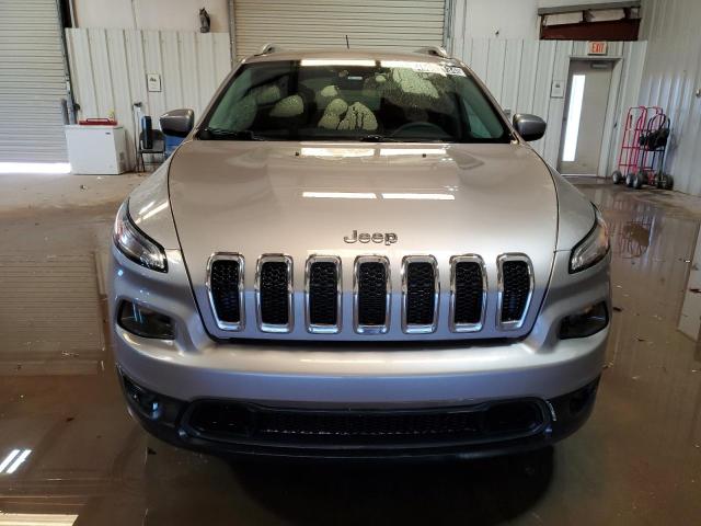 2018 Jeep Cherokee Latitude VIN: 1C4PJLCB8JD606263 Lot: 49691134