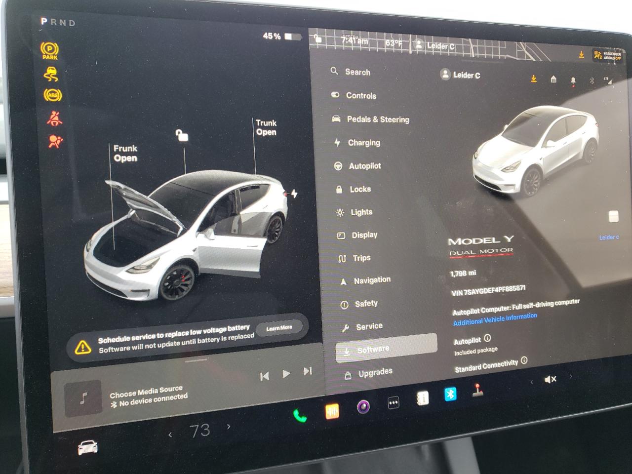 2023 Tesla Model Y vin: 7SAYGDEF4PF885871