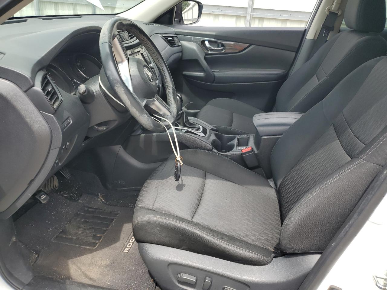 KNMAT2MT1JP586910 NISSAN ROGUE 2018