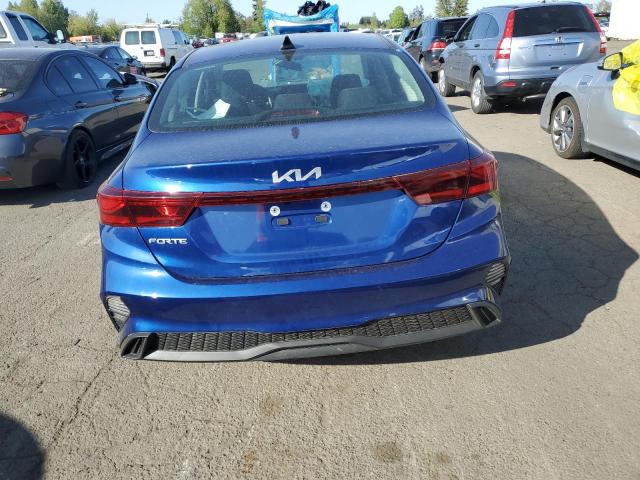 3KPF24AD9RE713898 Kia Forte LX 6