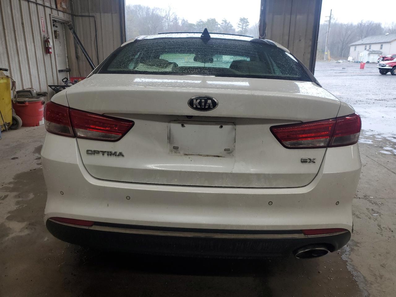 5XXGU4L39HG157715 2017 Kia Optima Ex