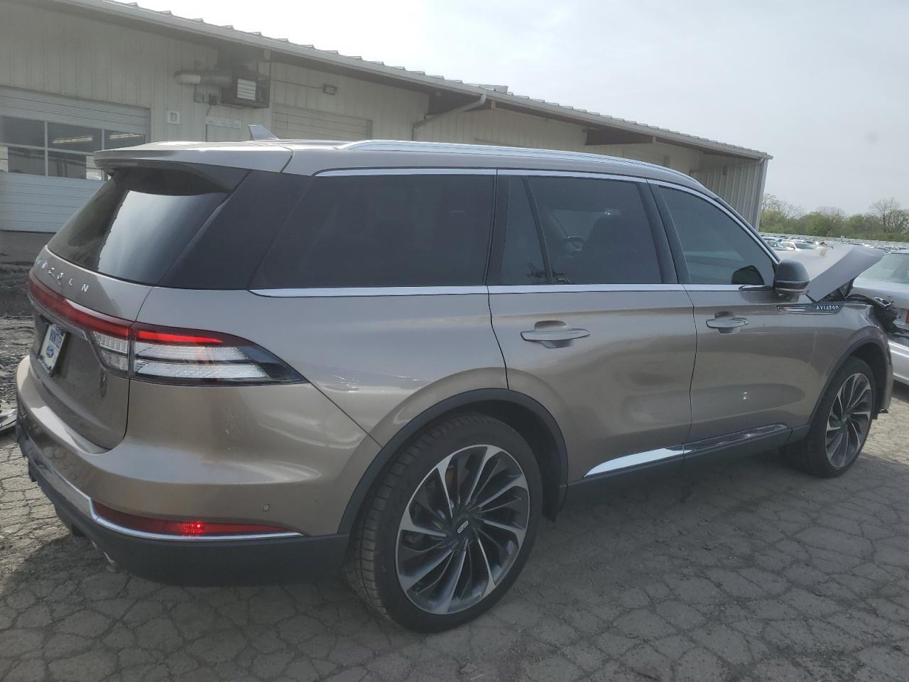 5LM5J7XC9LGL21132 2020 Lincoln Aviator Reserve