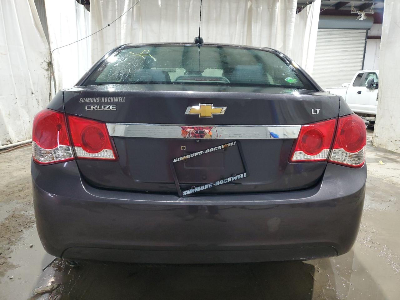 1G1PE5SB3G7218083 CHEVROLET CRUZE 2016