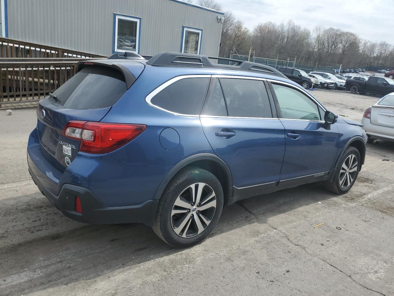 4S4BSANC8K3389074 2019 Subaru Outback 2.5I Limited