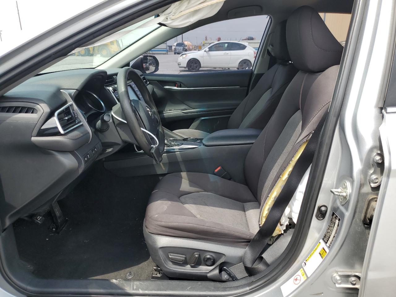 4T1B11HK2JU593111 TOYOTA CAMRY 2018