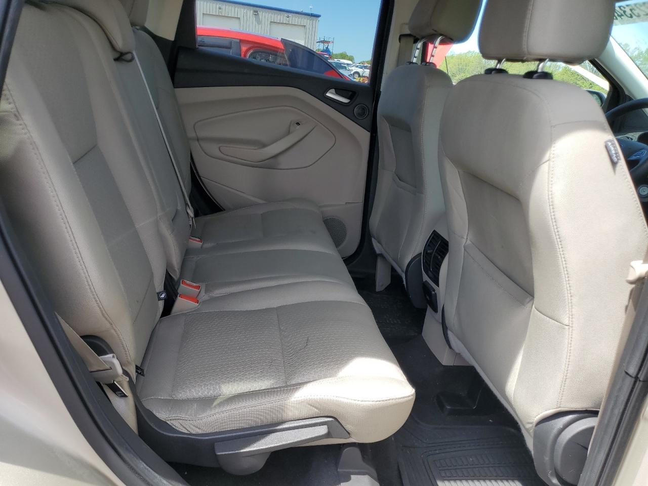 1FMCU0GD6HUD38674 FORD ESCAPE 2017