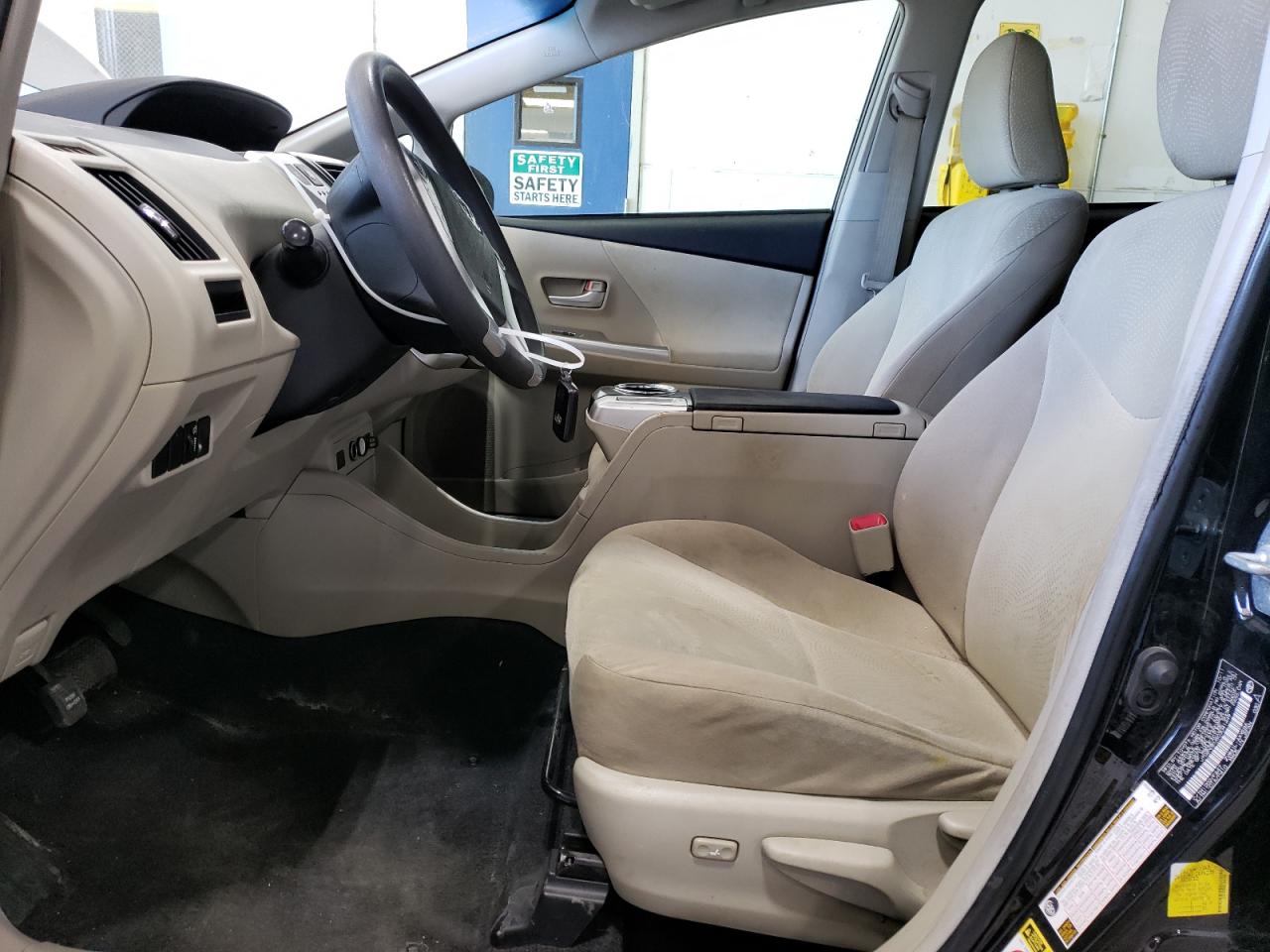 JTDZN3EU6C3041449 2012 Toyota Prius V