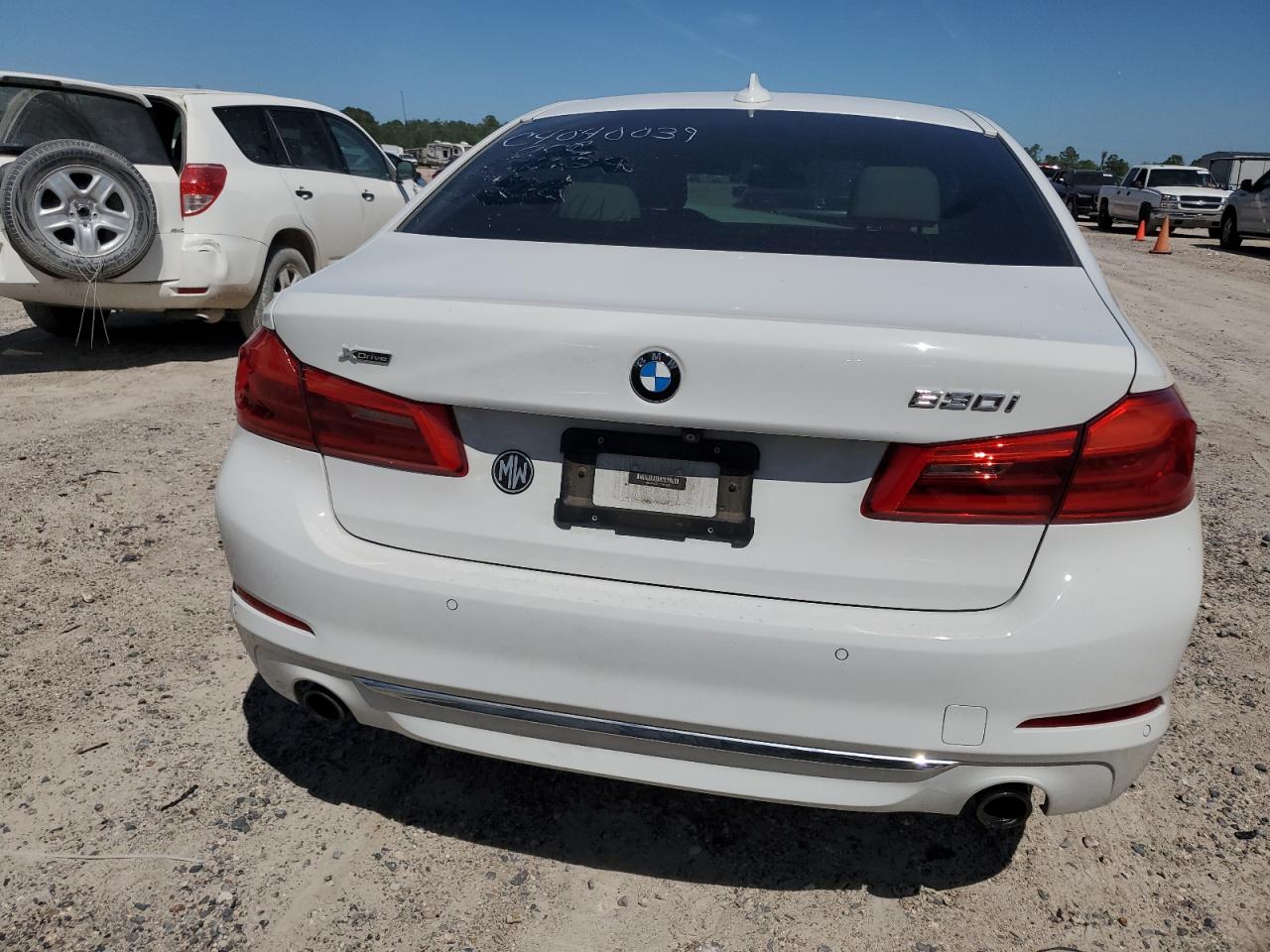 WBAJA7C33HG905395 2017 BMW 530 Xi