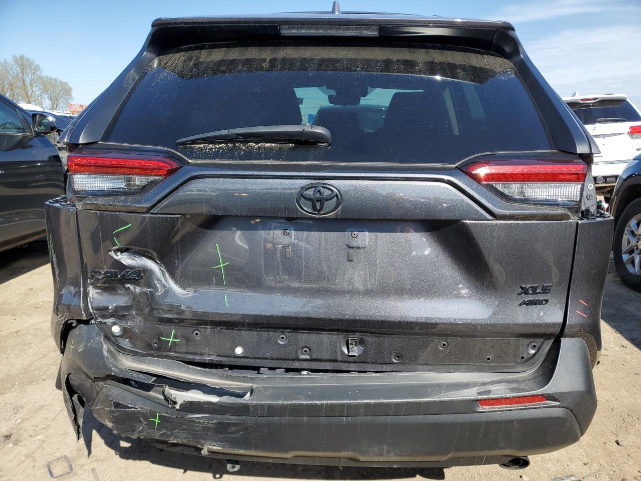 2T3A1RFV4MC236792 TOYOTA RAV4 2021