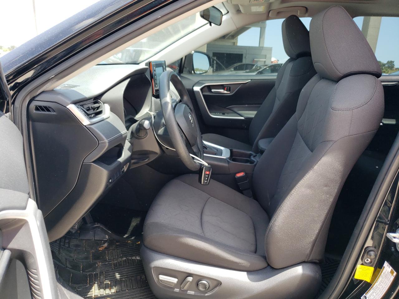 JTMW1RFV2LD046263 2020 Toyota Rav4 Xle