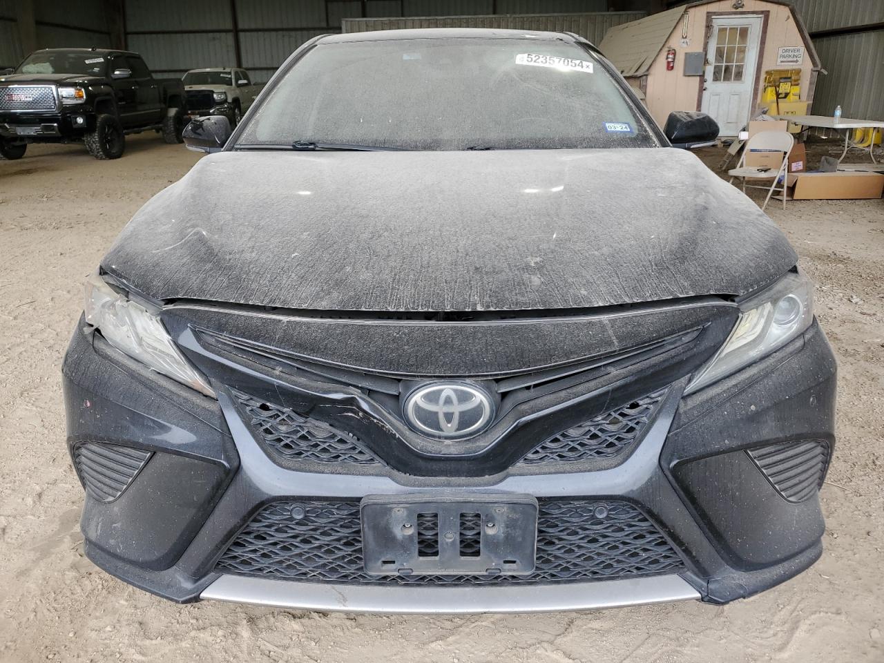 4T1B61HK3JU012703 2018 Toyota Camry Xse