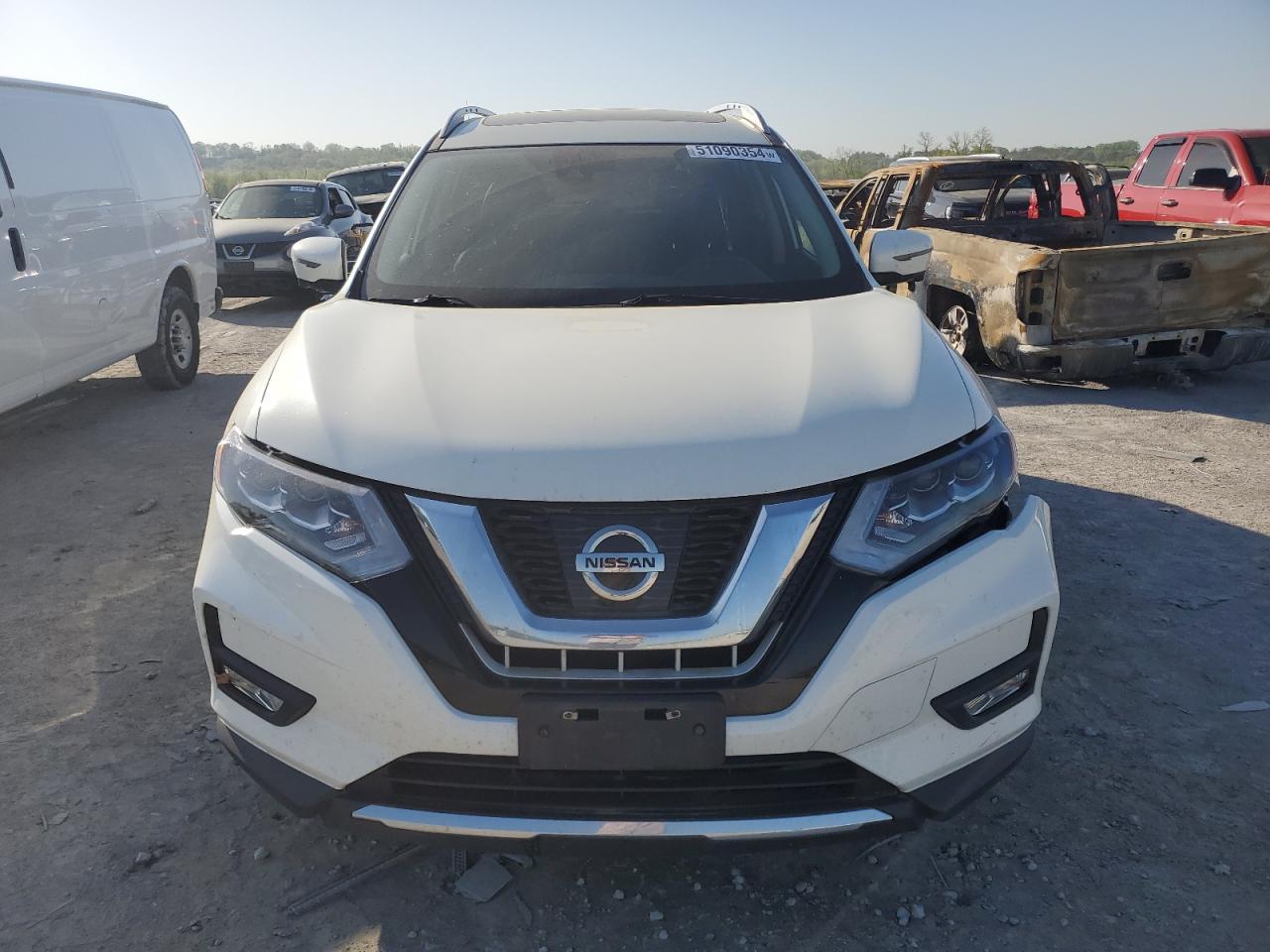 5N1AT2MV8HC799108 NISSAN ROGUE 2017