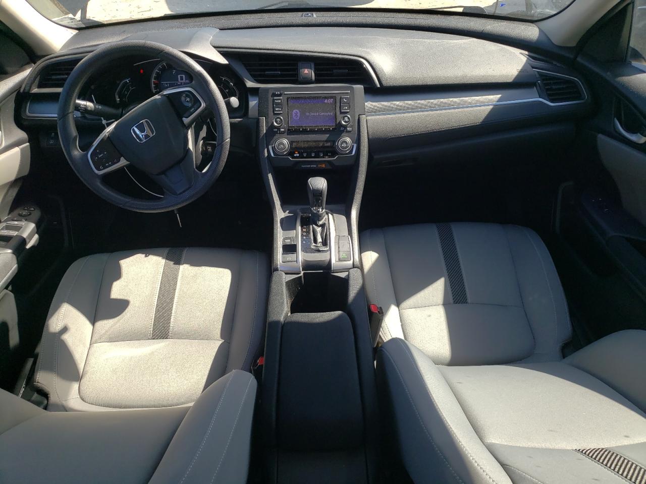 2HGFC2F51HH576365 HONDA CIVIC 2017