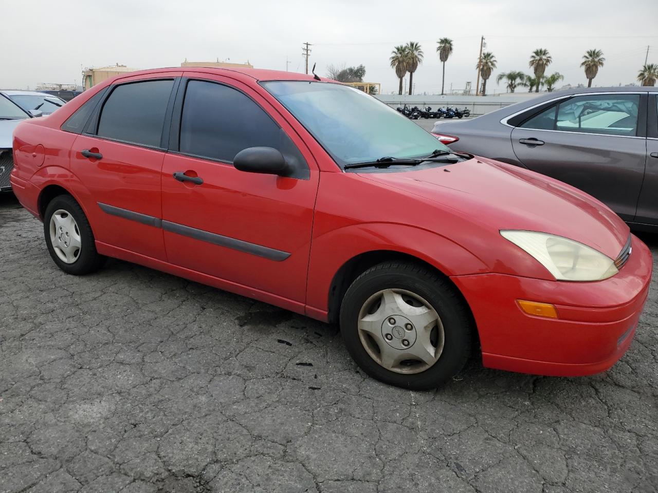 1FAFP33PX2W240677 2002 Ford Focus Lx