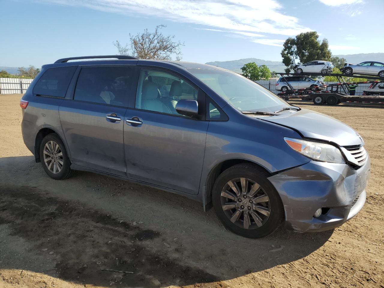 5TDDZ3DC7HS166781 TOYOTA All Models 2017