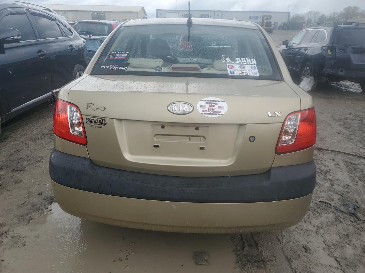 KNADE123576260298 2007 Kia Rio Base