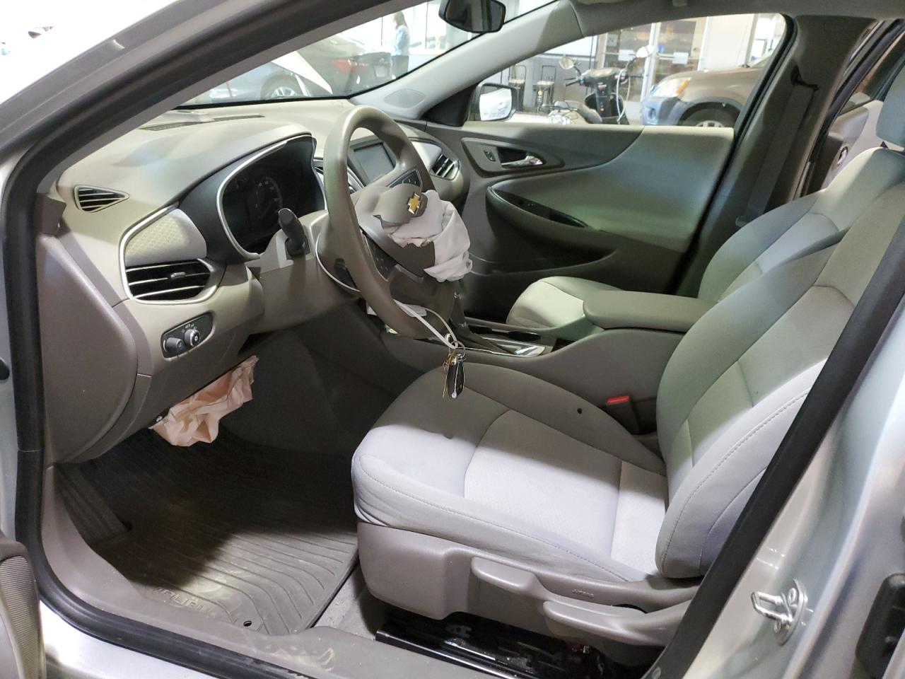 1G1ZB5ST3HF258858 CHEVROLET MALIBU 2017