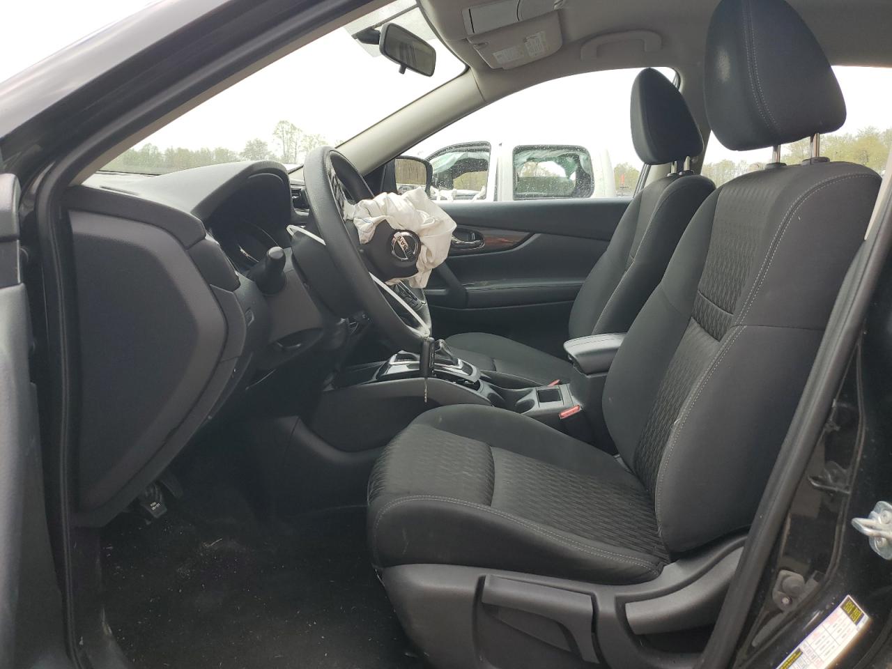 KNMAT2MV6JP510035 NISSAN ROGUE 2018